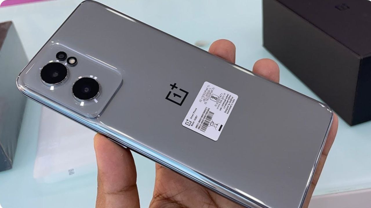 OnePlus Nord 2T